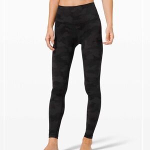 Lululemon wunder under high rise tight 28 camo full on luxtreme size 6
